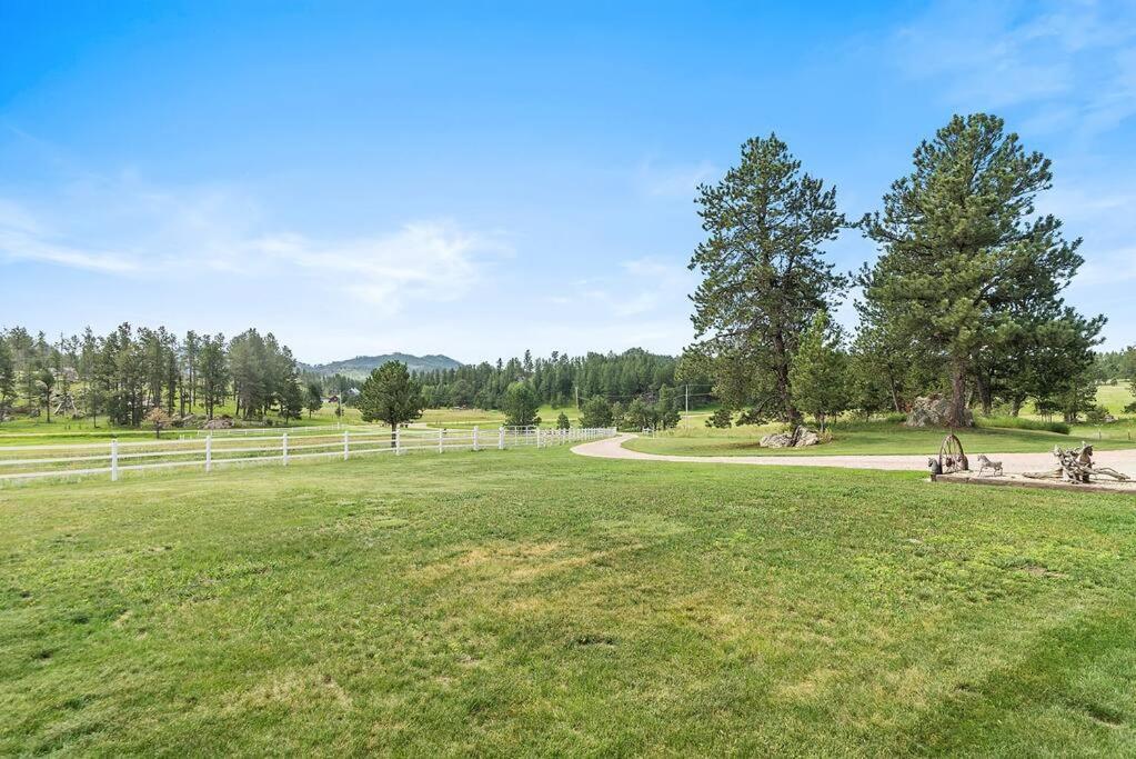 Papa'S Place On Willow Creek Custer Esterno foto